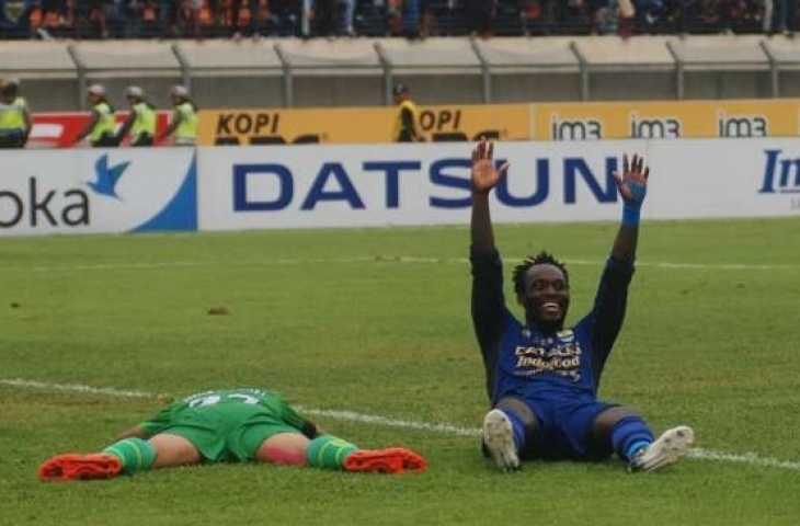 Michael Essien bersama Persib Bandung. [Antara]