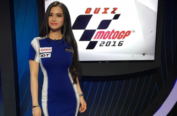 Maria Vania saat menjadi presenter Moto GP