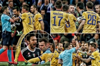 Mengenal Michael Oliver, Wasit yang Kubur Mimpi Gianluigi Buffon di Liga Champions