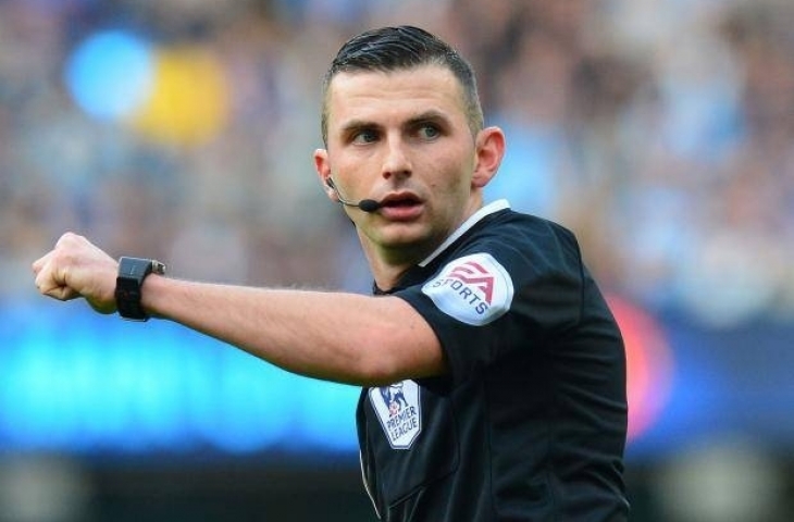 Wasit Premier League, Michael Oliver (sumber: twitter/@Zairam10130479).