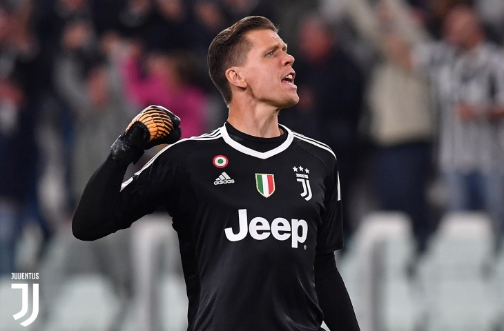 Kiper Juventus, Wojciech SzczÄ™sny. (sumber: juventus.com).