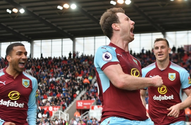 Burnley (sumber: twitter/@burnleyofficial).