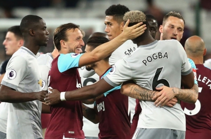 Paul Pogba dan Mark Noble/Twitter