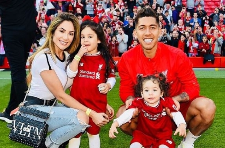 Foto Keluarga Firminho Usai Pertandingan Bersama Liverpool