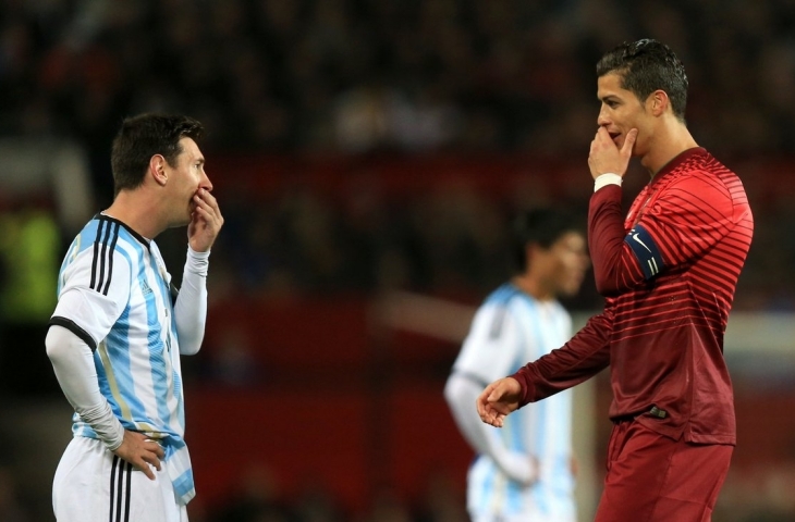 Messi vs Ronaldo. (Sumber: Twitter/@barcatimes).