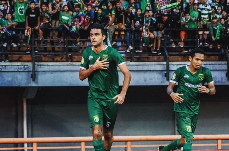 Bek Persebaya, Otavio Dutra. (Sumber: Instagram/@otaviodutr).