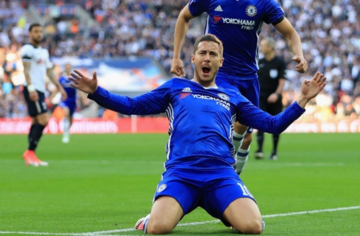 Aksi Eden Hazard bersama klubnya, Chelsea.