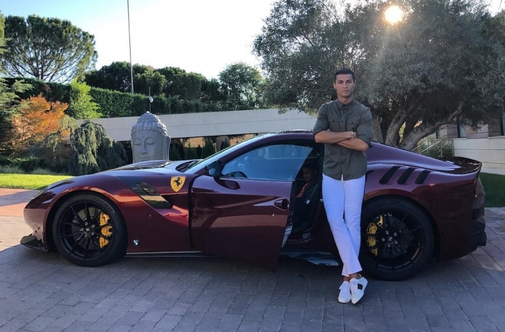 Rumah Ronaldo dijual (@cristiano/Instagram)