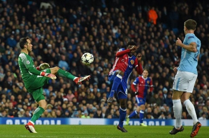 Claudio Bravo. (Oli Scarff/AFP).