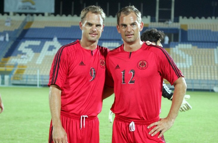 Frank de Boer dan Ronald de Boer (AFP)