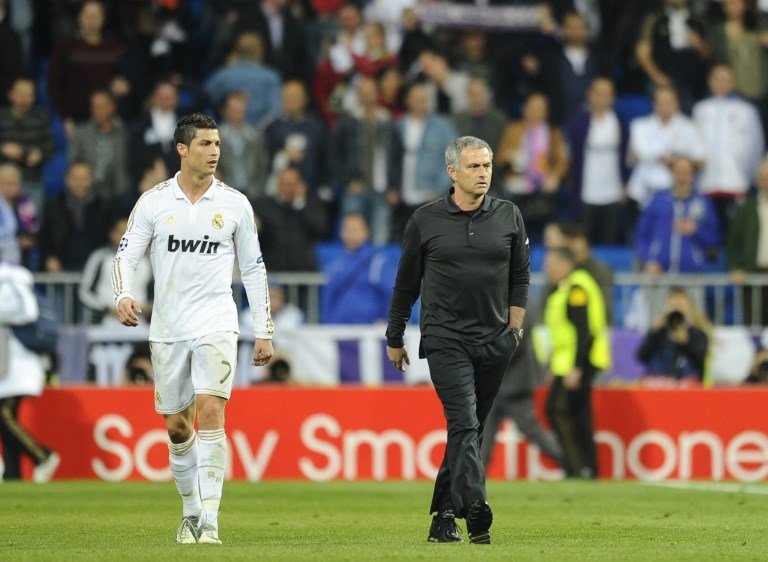 Cristiano Ronaldo dan Jose Mourinho saat di Liga Champions 2012 (Pierre-Philipe Marcou/AFP)