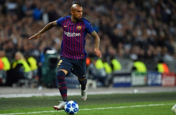 Arturo Vidal saat tampil melawan Tottenham Hotspur di Liga Champions (Glyn Kirk/AFP)