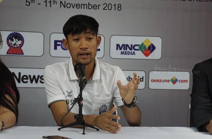 Pelatih Timnas Futsal Kamboja, Phan Sophannara (Stephanus Aranditio/chatwithamelia.xyz)