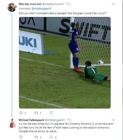 Perdebatan Michael Falkesgaard dengan netizen. (Twitter/@mfalkesgaard1).