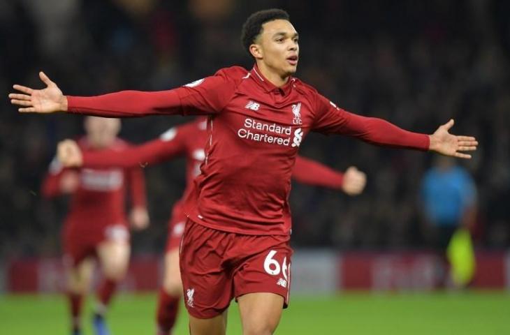 Selebrasi Trent Alexander-Arnold saat membobol gawang Watford di Liga Primer pada 24 November 2018. (Olly Greenwood/AFP)