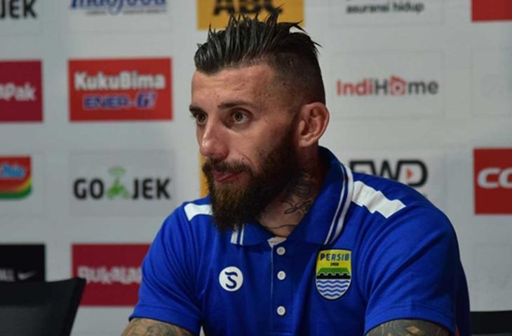 Bek Persib Bandung, Bojan Malisic (dok persib)