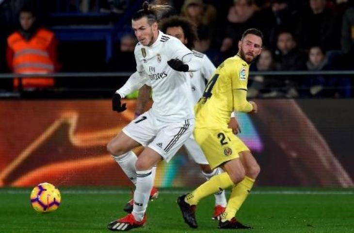 Aksi Gareth Bale saat kontra Villareal di Estadio de la Ceramica, Jumat (4/1/2019). (JOSE JORDAN / AF)