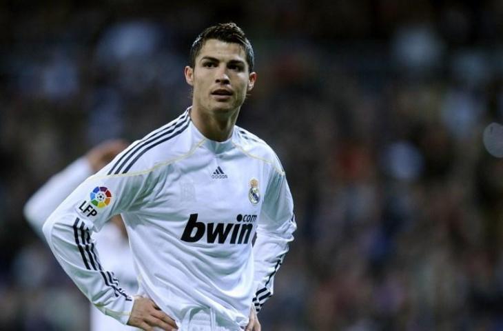 Cristiano Ronaldo saat masih bermain bersama Real Madrid pada tahun 2009 (Javier Soriano/AFP)