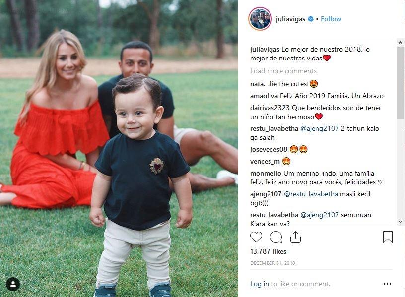 Kebersamaan keluarga Thiago Alcantara dan Julia Vigas (instagram.com/juliavigas)