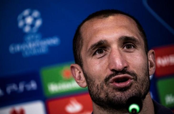 Bek Juventus, Giorgio Chiellini saat menghadiri konferensi pers sebelum laga leg kedua melawan Atletico Madrid di babak 16 besar Liga Champions (11/3/2019) [Marco Bertorello/AFP]