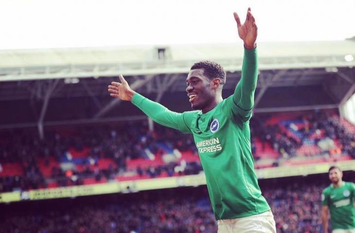 Pemain Brighton and Hove Albion, Yves Bissouma viral usai tertawa saat Arsenal dirudung kesedihan karena gagal tembus empat besar Liga Primer Inggris. Aksinya itu didukung suporter Spurs. [@yves_bissouma / Instagram]