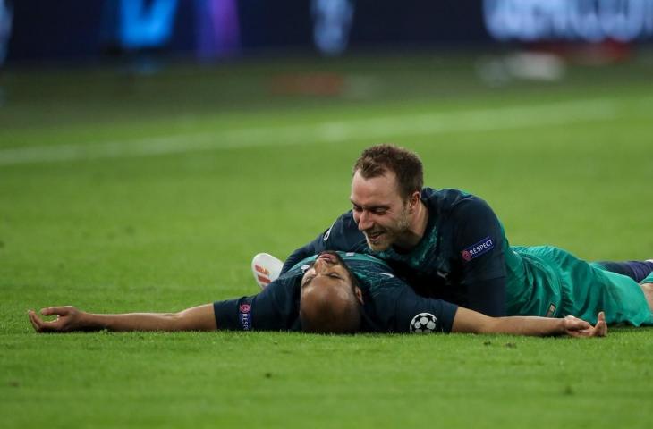 Gelandang Tottenham Hotspur, Christian Eriksen, saat ikut merayakan gol Lucas Moura ke gawang Ajax. (Dok. UEFA)