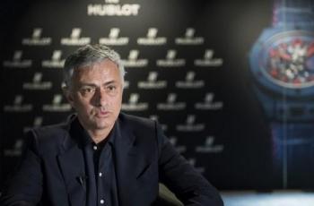 Jose Mourinho Akui Siap Tukangi Newcastle United