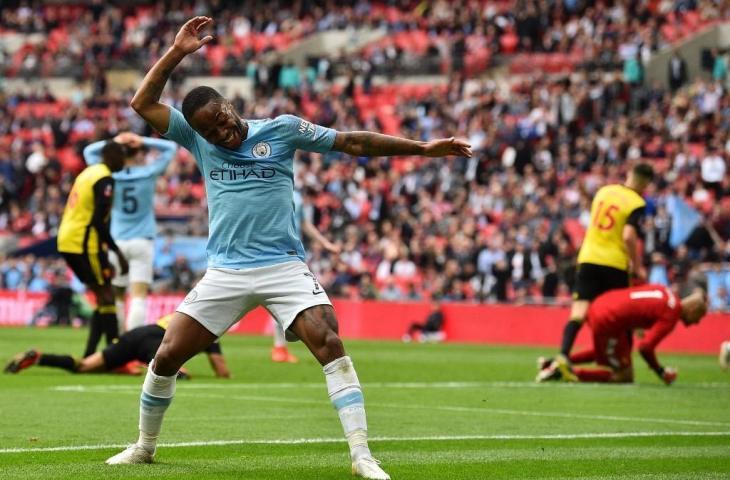 Raheem Sterling cetak hat-trick di final Piala FA menghadapi Watford. Manchester City di laga itu menang 6-0, Sabtu (18/5/2019). [Glyn KIRK / AFP]