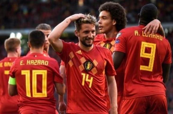 Pemain Belgia Dries Mertens (tengah) merayakan gol ke gawang Kazakhstan dalam laga lanjutan kualifikasi Piala Eropa 2020 di Brusells. (JOHN THYS / AFP)