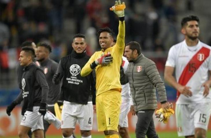 Selebrasi para pemain Peru setelah memastikan diri lolos ke final Copa America 2019. (RAUL ARBOLEDA / AFP)