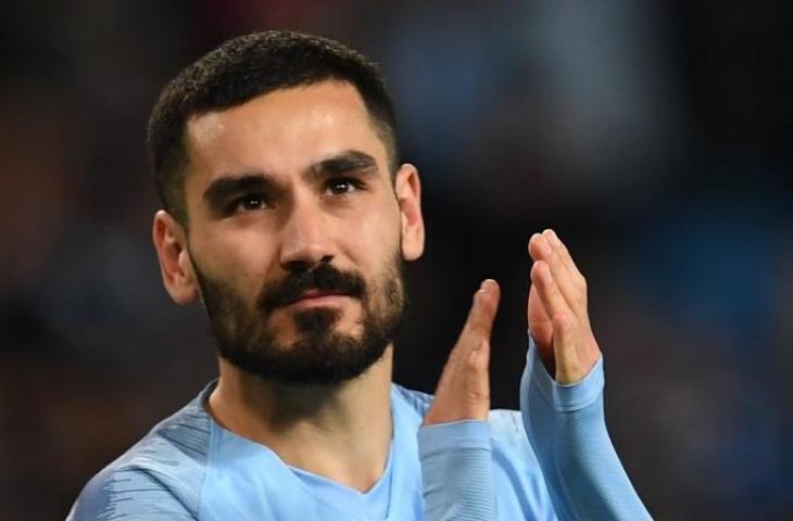 Gelandang Manchester City, Ilkay Gundogan urung jelas masih akan bertahan di Etihad atau tidak. [PAUL ELLIS / AFP]