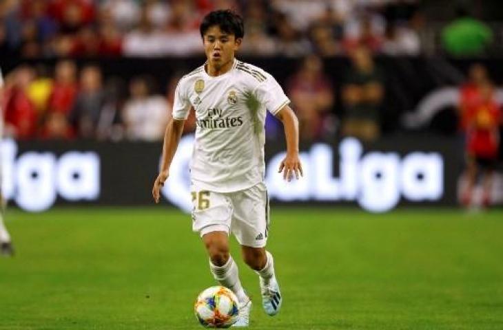 Takefusa Kubo saat melakoni debut di tim utama Real Madrid saat laga uji coba pramusim. (AARON M. SPRECHER / AFP)