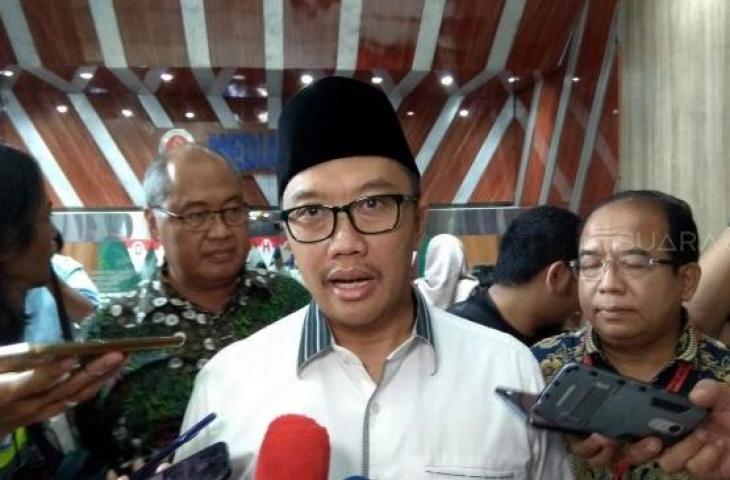 Menpora Imam Nahrawi di Gedung Kemenpora, Jakarta, Jumat (23/8/2019). [Suara.com/Arief Apriadi]