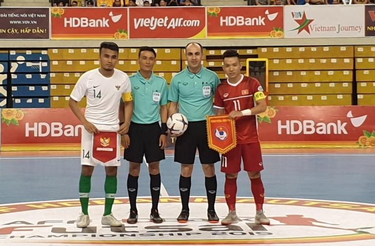 Timnas Indonesia vs Vietnam di laga kedua Piala AFF Futsal 2019, Selasa (22/10/2019) [@AFFPresse / Twitter]