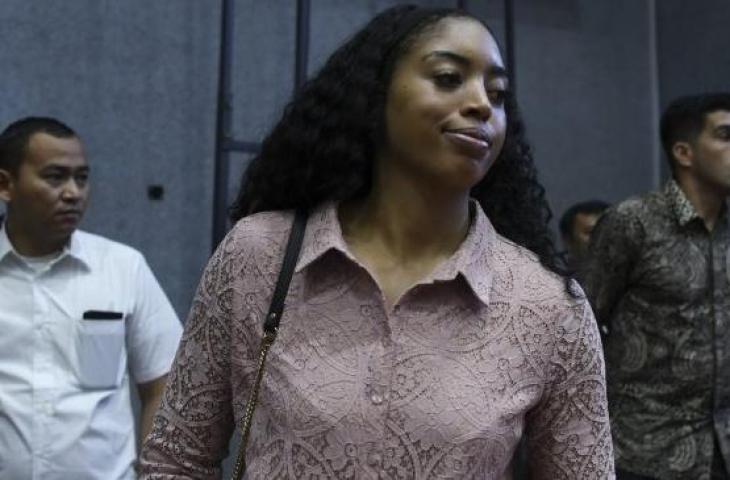 Pebasket putri Amerika Serikat, Peyton Alexis Whitted, mendapat persetujuan Komisi III dan Komisi X DPR menjadi pemain naturalisasi Indonesia di Gedung DPR, Senayan, Jakarta, Kamis (7/11/2019). [Antara/Nova Wahyudi]