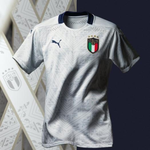 Jersey Timnas Italia untuk Piala Eropa 2020. [@azzurri / twitter]