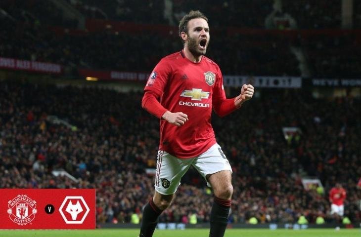 Selebrasi Juan Mata usai cetak gol ke gawang Wolves. (Twitter/@ManUtd).