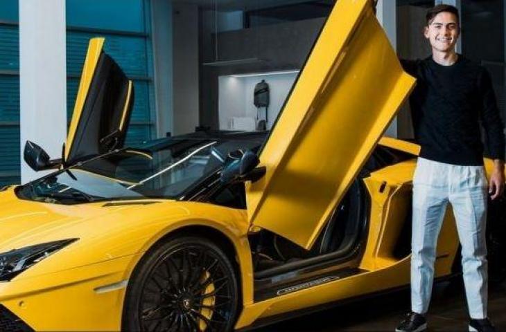 Paulo Dybala membeli produk Lamborghini Aventador untuk merayakan gol e-100. (Dok. Carscoops)