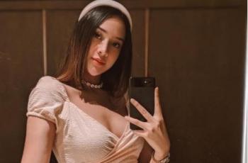 5 Potret Hot Anya Geraldine, Tak Kalah dari Sarah Kohan yang Suka Telanjang