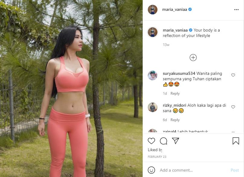 Maria Vania sering pakai sport bra. (Instagram/maria_vaniaa)