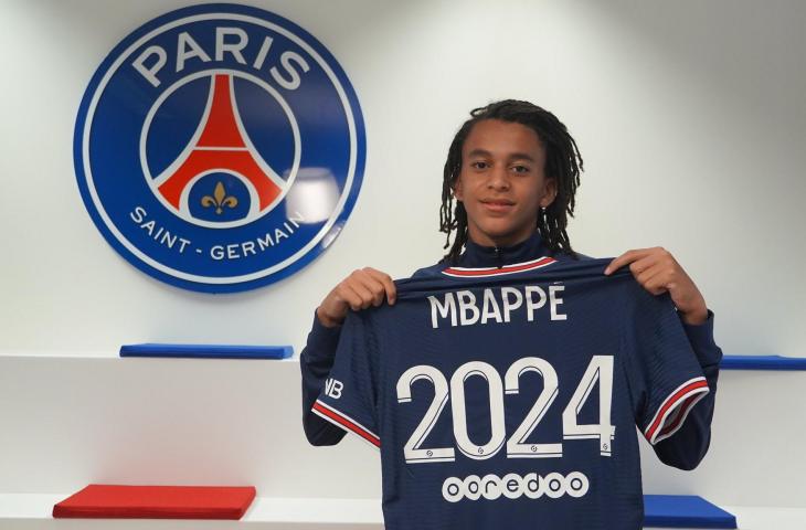 Ethan Mbappe, adik Kylian Mbappe baru saja dikontrak PSG. (Twitter/@GFFN)