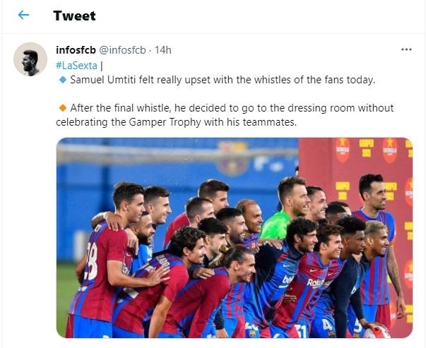 Samuel Umtiti tidak ikut rayakan selebrasi. (Twitter/@infosfcb)