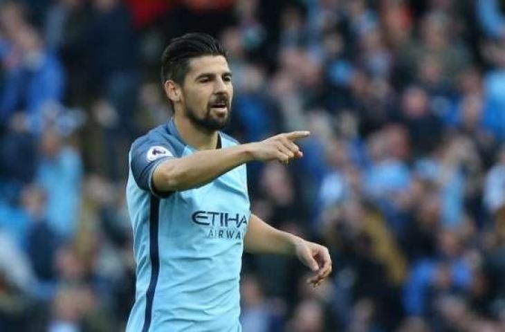 Pemain Manchester City Nolito merayakan golnya ke gawang Everton. SCOTT HEPPELL / AFP