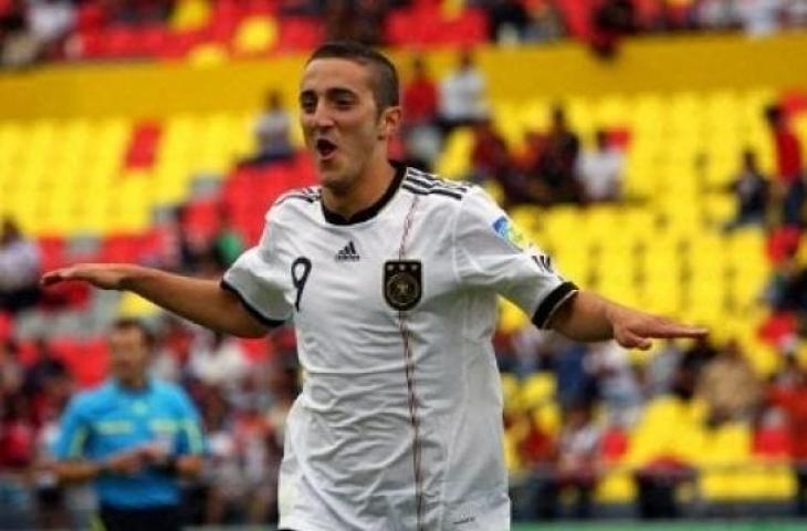 Samed Yesil berseragam Timnas Jerman. (AFP/Hector Guerrero)