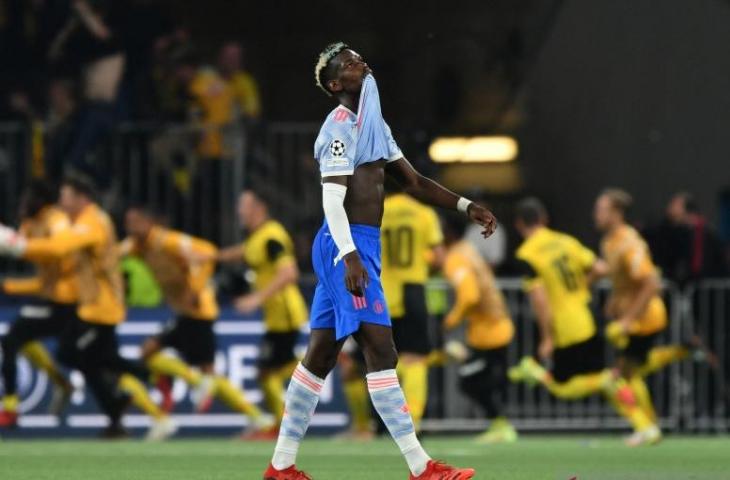 Ekpresi Paul Pogba saat Manchester United kalah 1-2 oleh Young Boys dalam pertandingan Liga Champions Grup F pada 14 September 2021. ANTARA/AFP/FABRICE COFFRINI