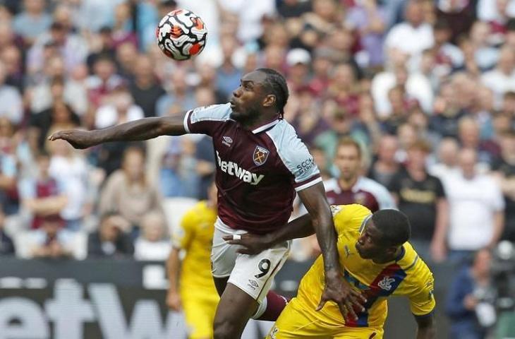 Bek West Ham United, Michail Antonio. (AFP/Ian Kingston)