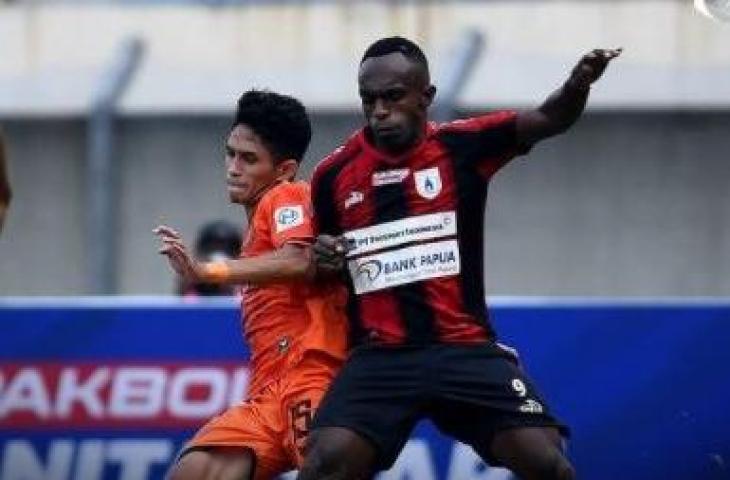 Persipura Jayapura vs Persiraja Banda Aceh. (Dok. LIB)