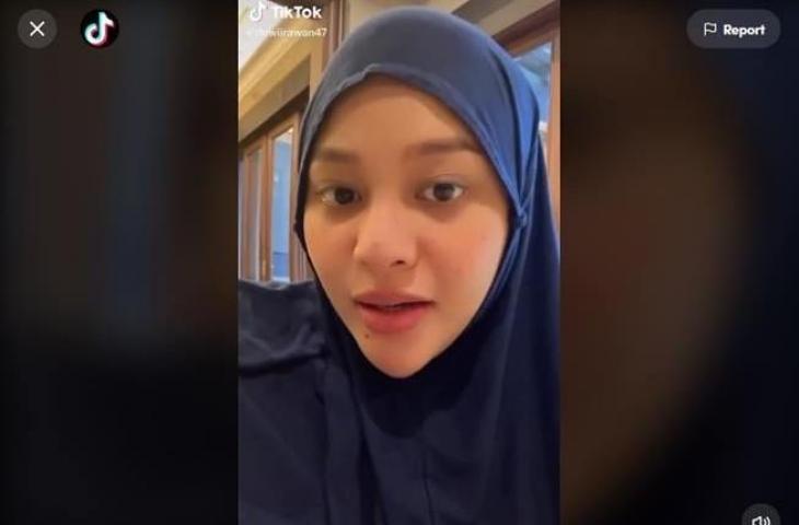 Penampilan Aurel Hermansyah setelah melepas ekstensi bulu mata, banjir pujian. (Tiktok/@dewiirawan47)