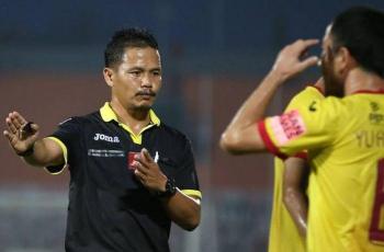 5 Wasit Tenar yang Gagal Lolos Seleksi di Liga 1 2023-2024, Iwan Sukoco hingga Mustofa Umarella