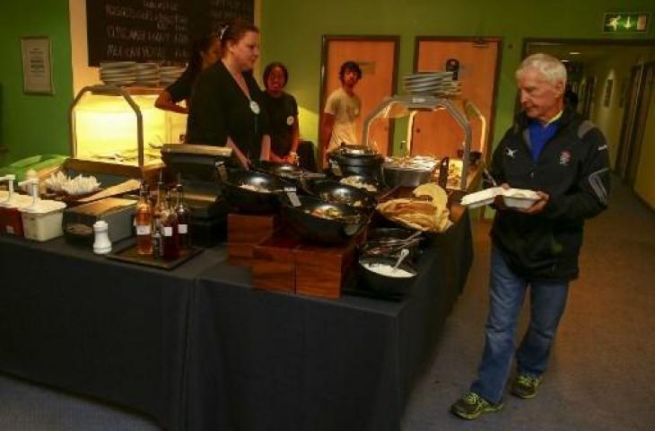 Forest Green Rovers menjual makanan vegan. (GEOFF CADDICK / AFP)